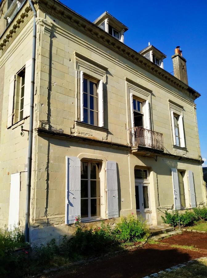 蒙特勒伊贝莱Le Gite Du Tresor公寓 外观 照片